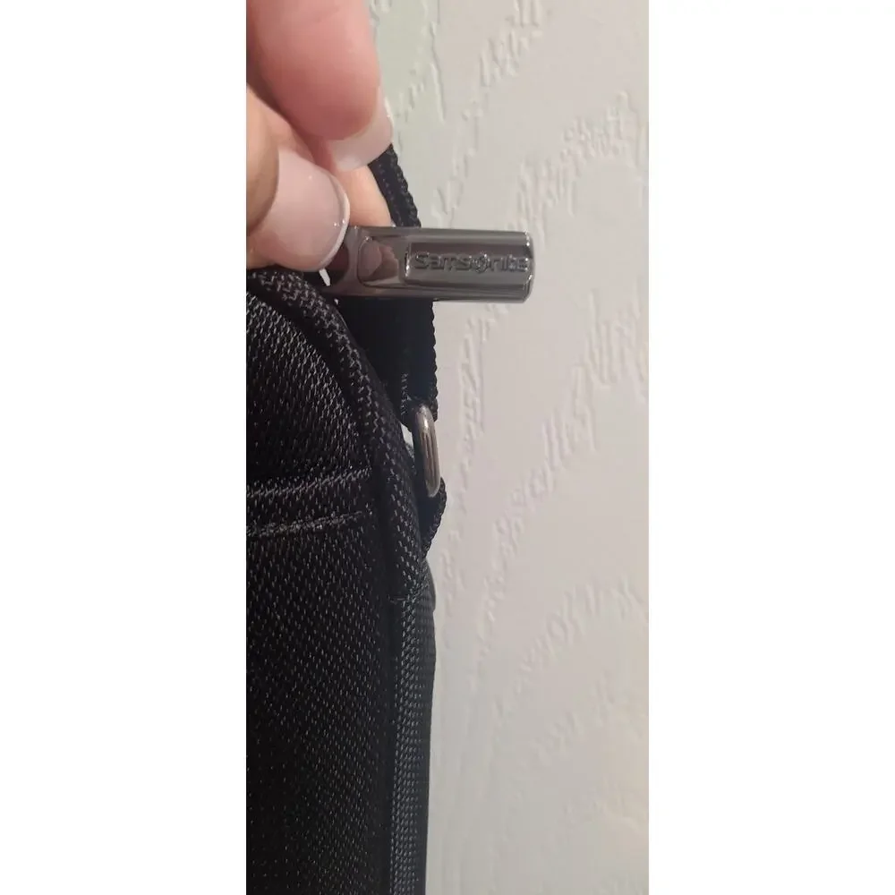 Samsonite Black Travel Carry-on Laptop Shoulder Bag 13